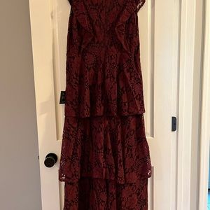 Lulus lace Ruffle tiered sleeveless maxi dress